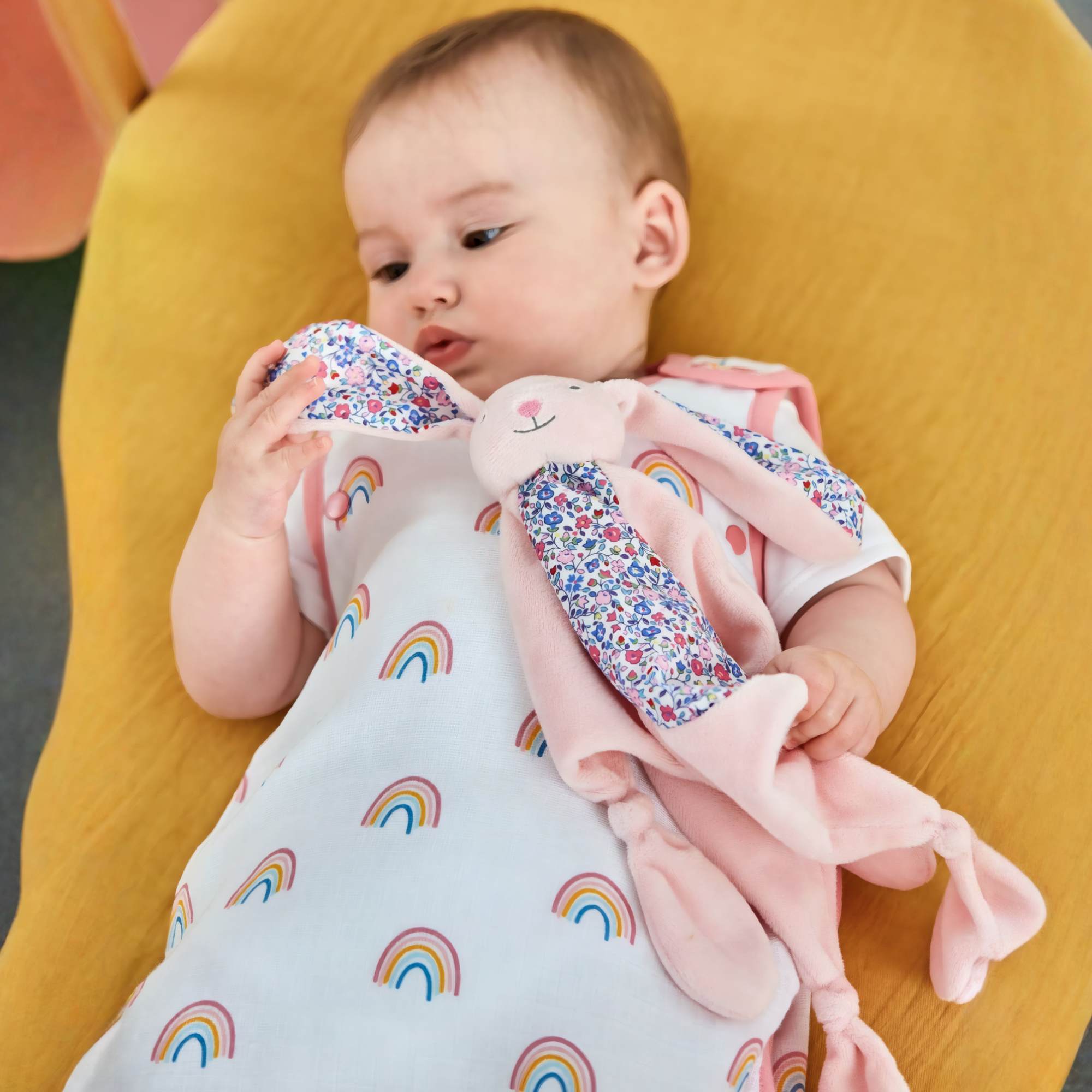 JoJo Maman Bébé Floral Bunny Comforter